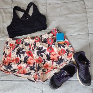 NWT Columbia Patterned XL Shorts
